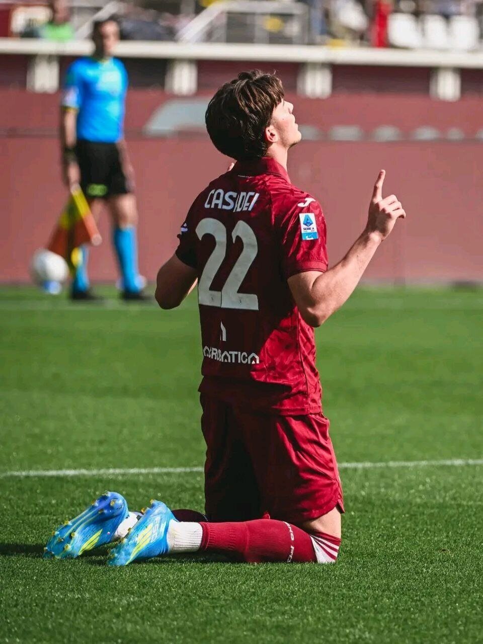 Torino bat Verona 2-1 en Serie A